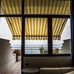 Aparthotel Gardazzurro Padenghe sul Garda