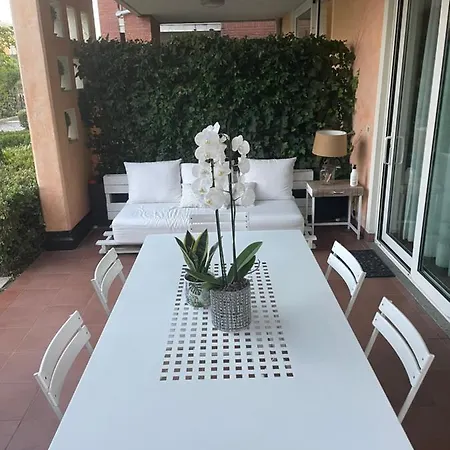 Gardazzurro شقة فندقية
