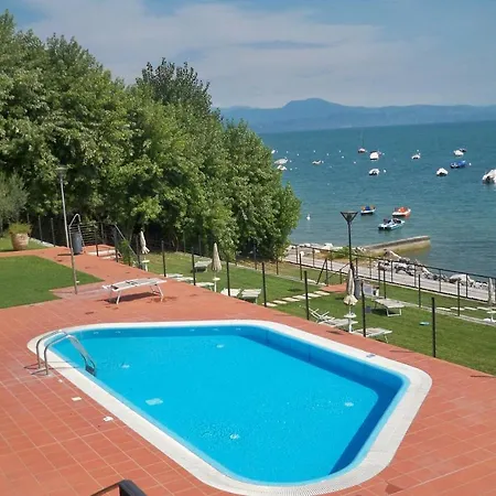 شقة فندقية Gardazzurro 3*