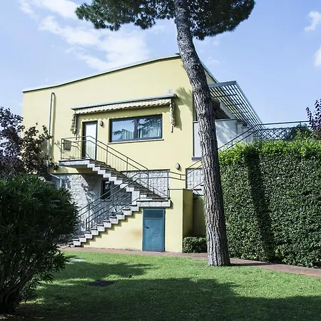 Aparthotel Gardazzurro 3*