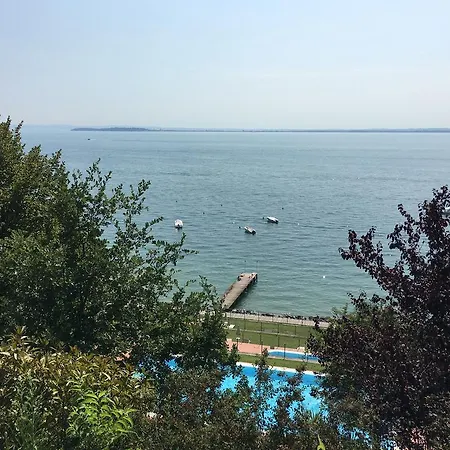 Aparthotel Gardazzurro